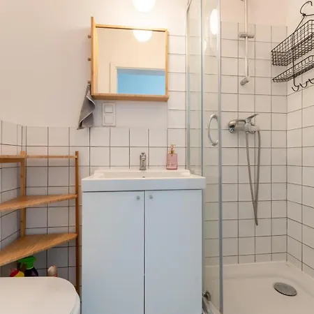 Przytulne I Budzetowe Na Sienkiewicza Komfort W Zielonym Sercu Wroclawia