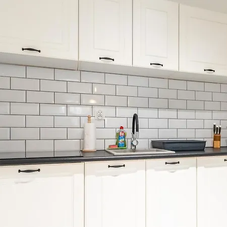 Apartment Przytulne I Budzetowe Na Sienkiewicza Komfort W Zielonym Sercu Wroclawia